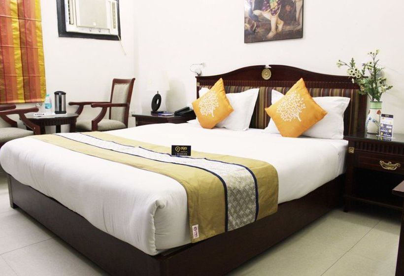 Hotel Oyo Premium Bhakti Vedanta Marg 4