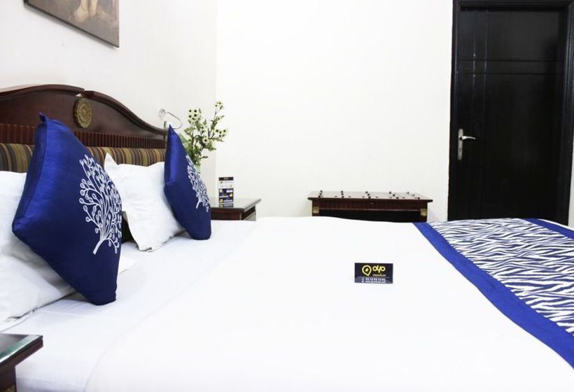 Hotel Oyo Premium Bhakti Vedanta Marg 7