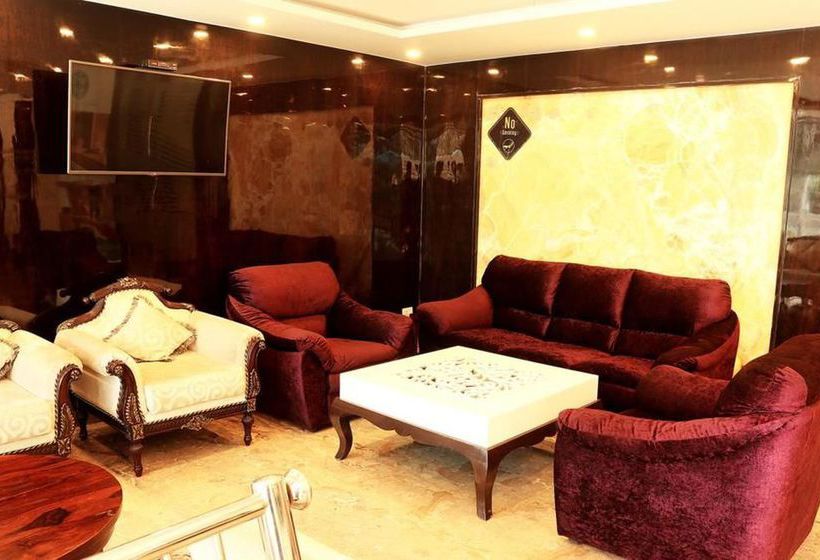 Hotel Oyo Premium Airport City Centre 2 12