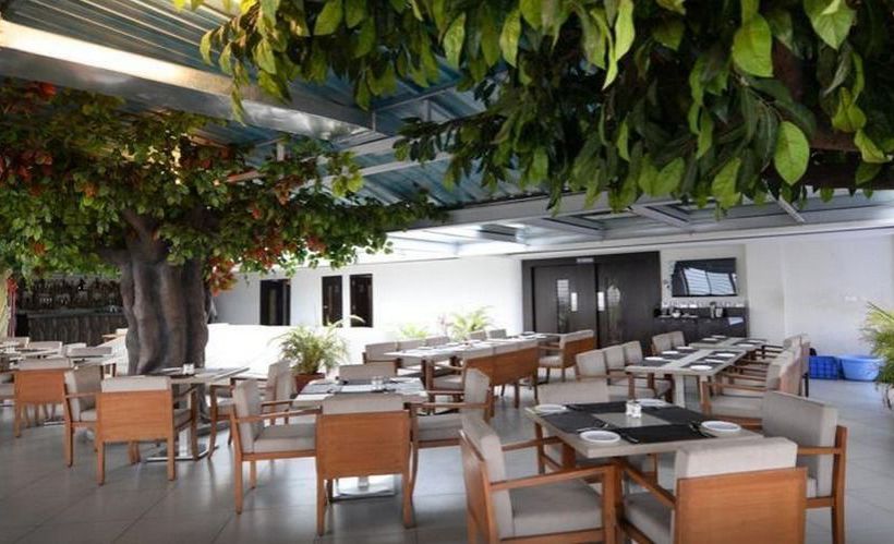 Hotel Oyo Premium Passport Office 1