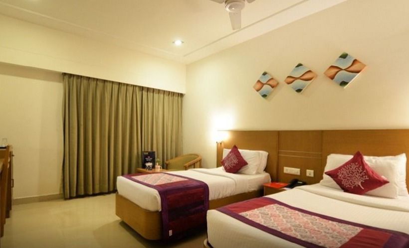 Hotel Oyo Premium Passport Office 4