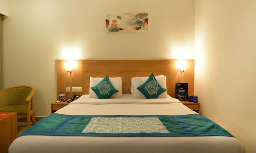 Hotel Oyo Premium Passport Office 5