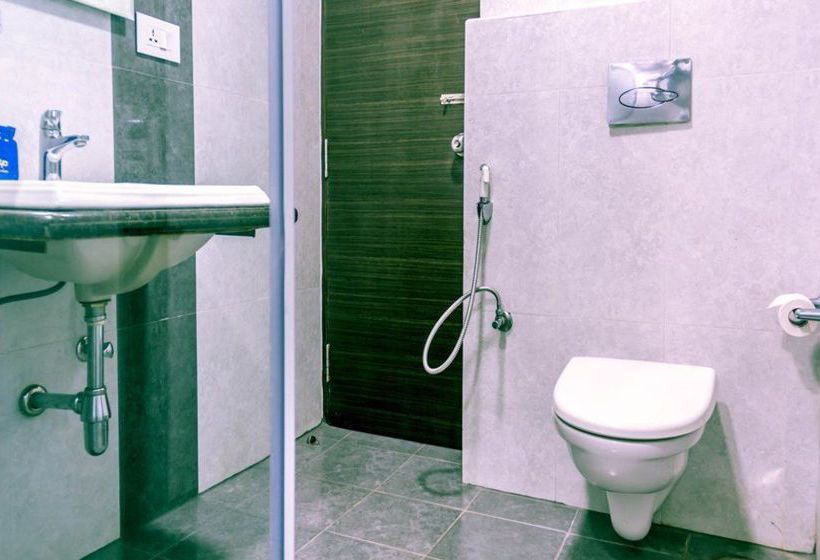 Hotel Oyo Premium Kurmannapalem 4