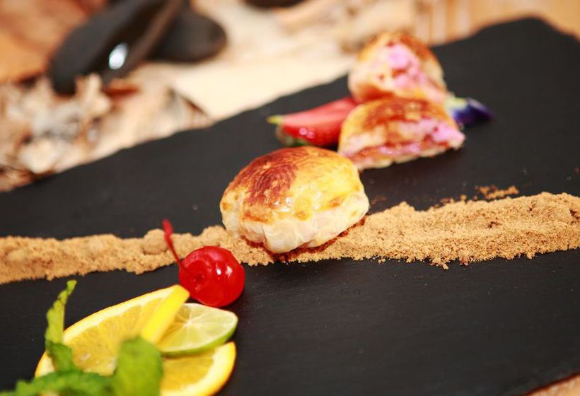 Hotel Proud Phuket 13