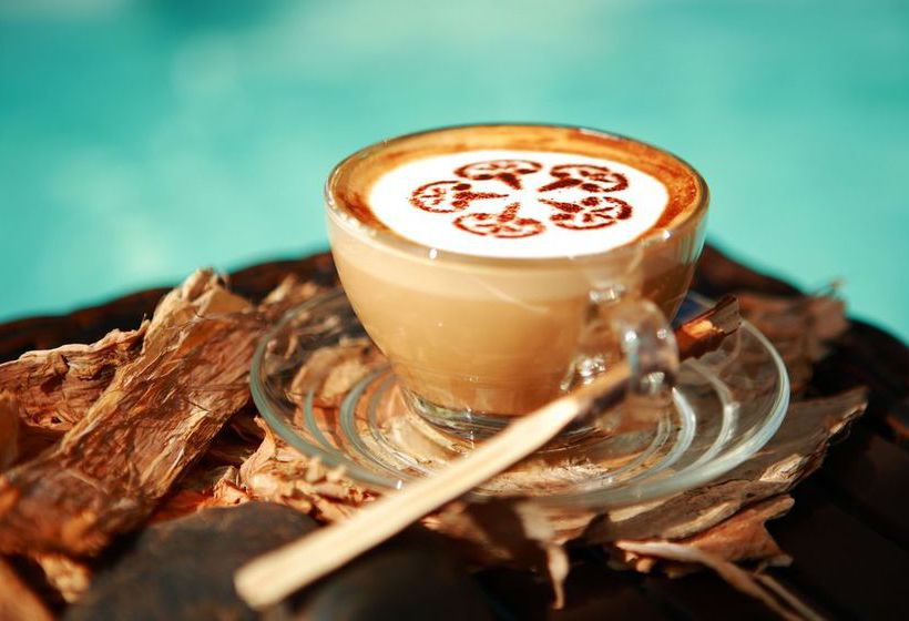 Hotel Proud Phuket 16