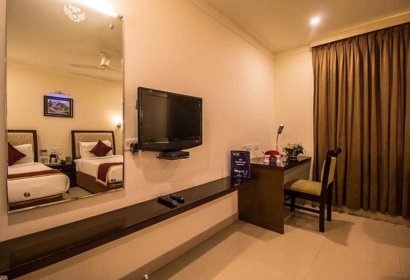 Hotel Oyo Premium Rtc Complex 14