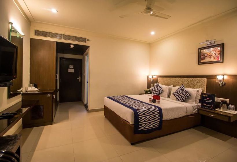 Hotel Oyo Premium Rtc Complex 9