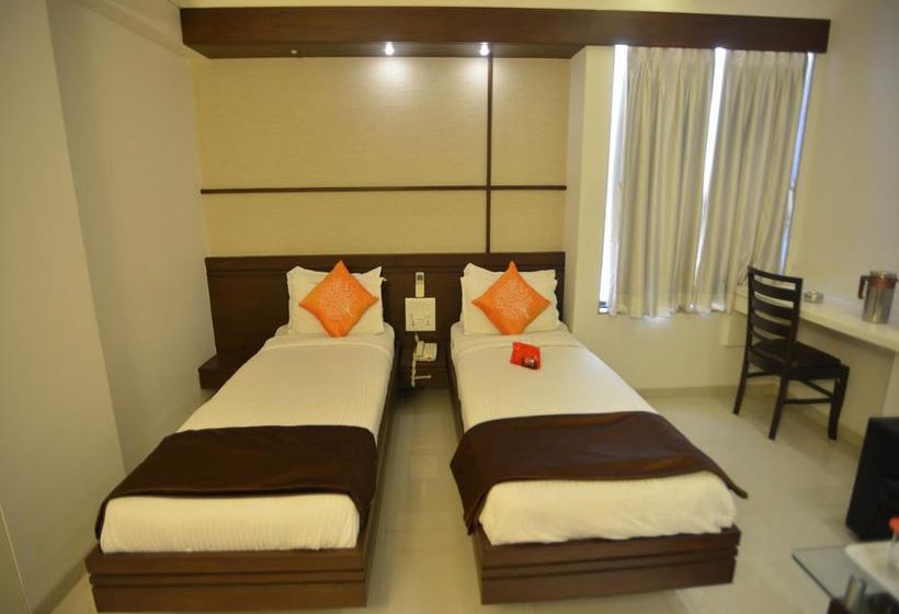 Hotel Oyo Rooms Bbc Tower Sayajigunj 12