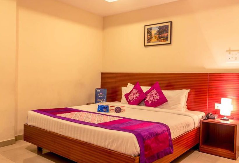 Hotel Oyo Rooms Dolphin Circle 13