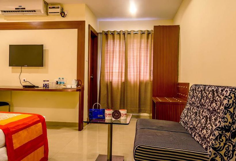 Hotel Oyo Rooms Dolphin Circle 15