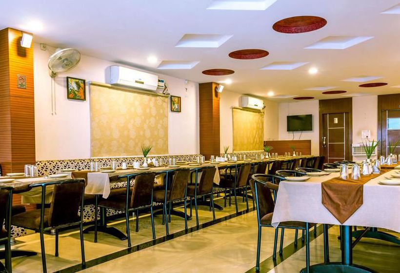 Hotel Oyo Rooms Dolphin Circle 6