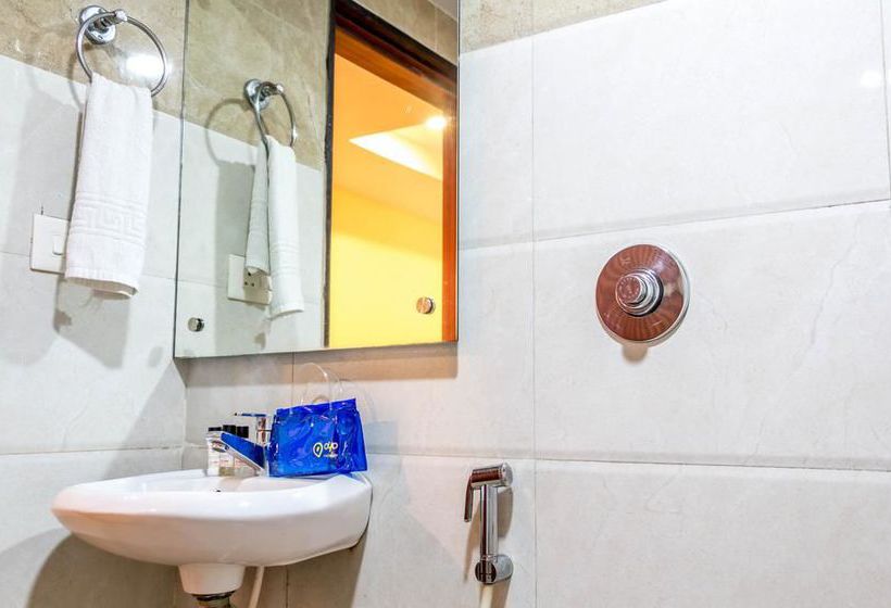 Hotel Oyo Rooms Dolphin Circle 8