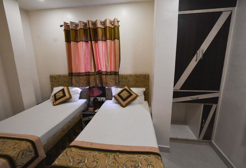 Hotel Oyo Rooms Kashi Vishwanath Temple 15