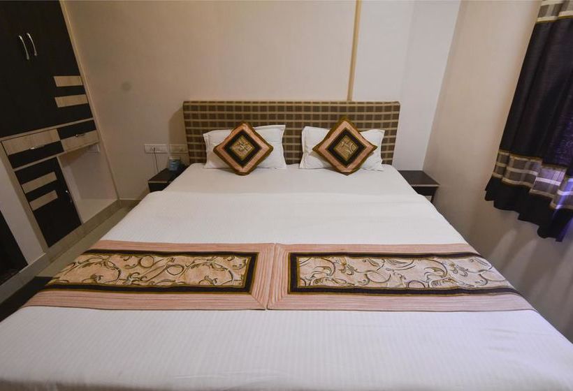 Hotel Oyo Rooms Kashi Vishwanath Temple 16