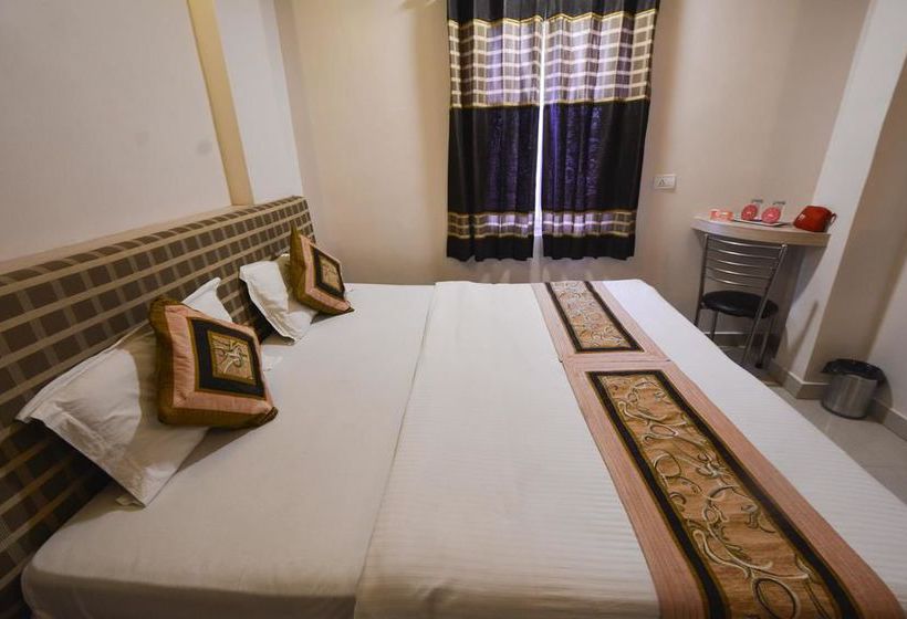 Hotel Oyo Rooms Kashi Vishwanath Temple 9