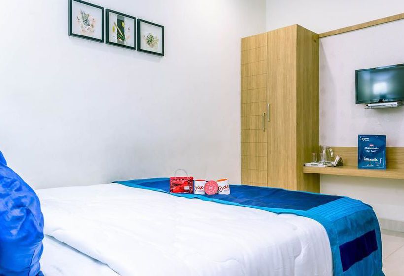 Hotel Oyo Rooms Opposite Cmr Central 5