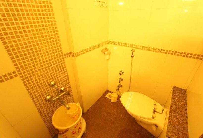 Hotel Oyo Rooms Opposite Railway Station 1 1