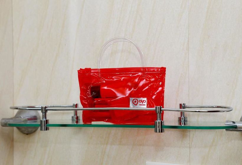 Hotel Oyo Rooms Pattom Marappalam Road 1