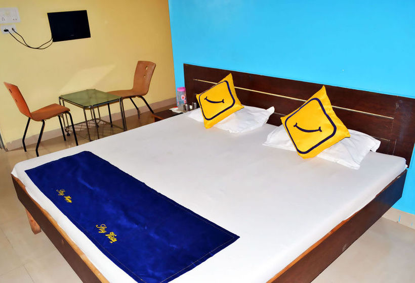 Hotel Vista Rooms At Wax Museum 10