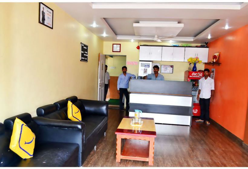 Hotel Vista Rooms At Wax Museum 2