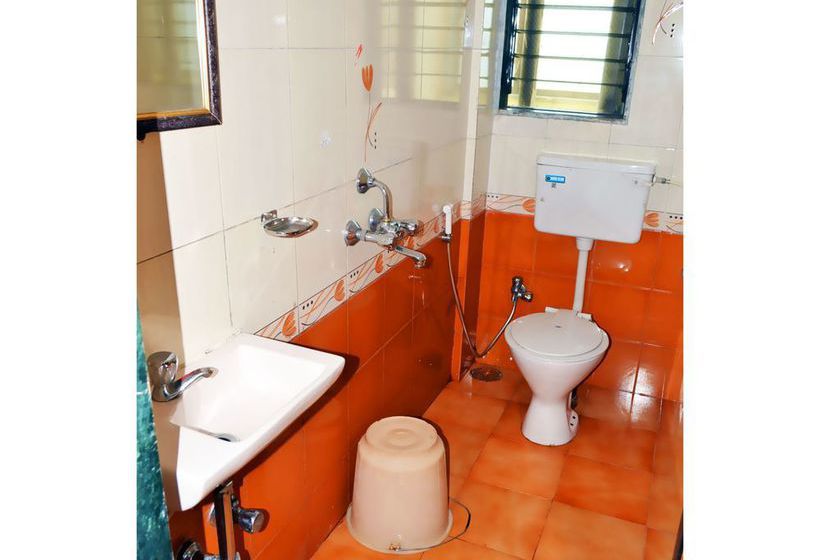 Hotel Vista Rooms At Wax Museum 5