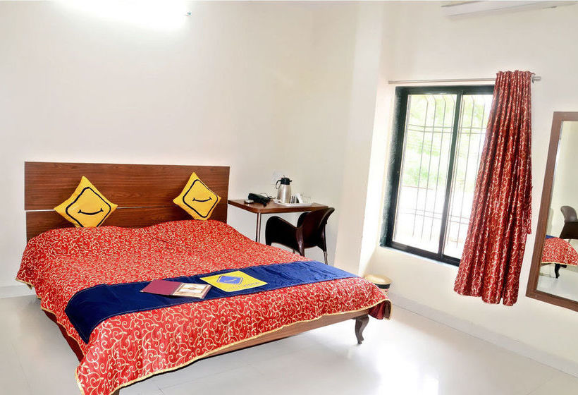 Hotel Vista Rooms At Dr Bhapkar Marg Aurangabad