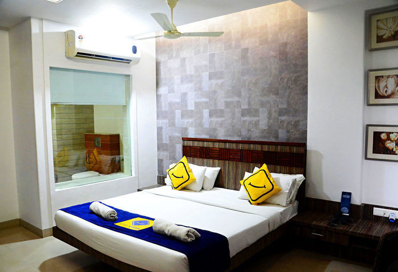 Hotel Vista Rooms At Usmanpura Aurangabad Maharashtra