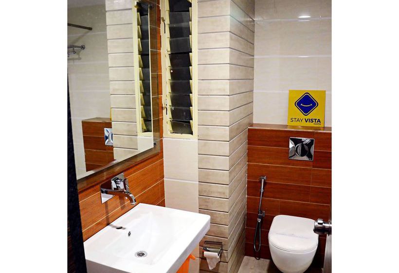 Hotel Vista Rooms At Usmanpura 10