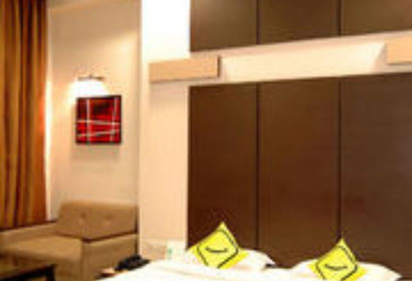Hotel Vista Rooms At Dhar Road 3