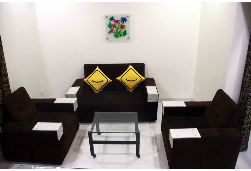 Hotel Vista Rooms At Kanchan Bagh 10