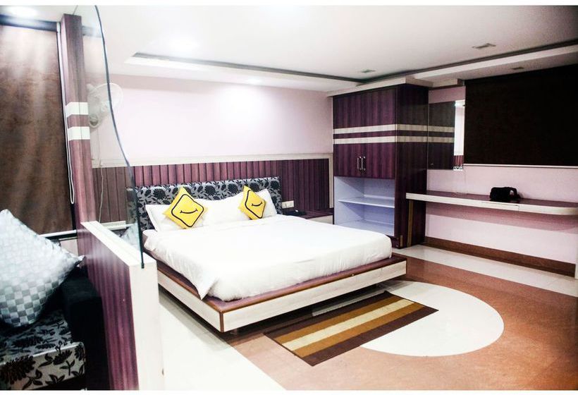 Hotel Vista Rooms At M.p Nagar 10
