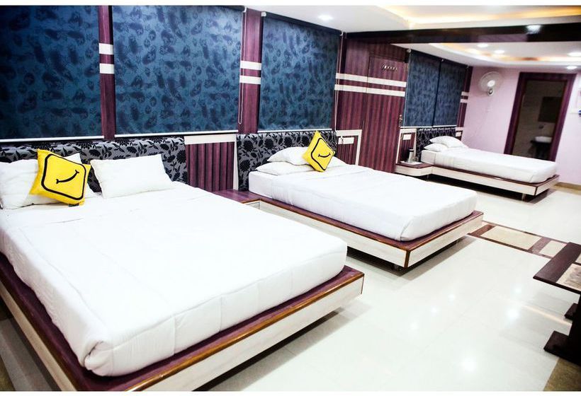 Hotel Vista Rooms At M.p Nagar 3