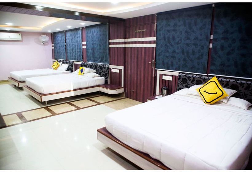 Hotel Vista Rooms At M.p Nagar 7