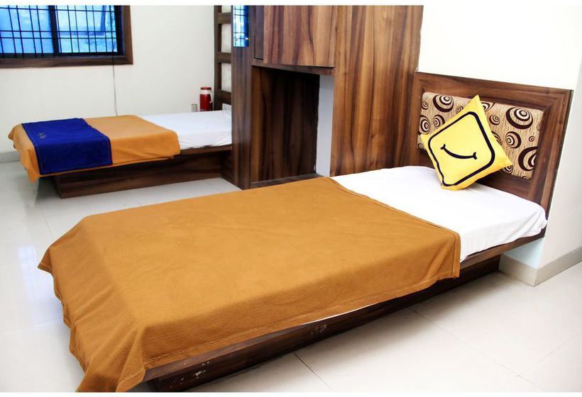 Hotel Vista Rooms At Bapu Gandhi Nagar 10