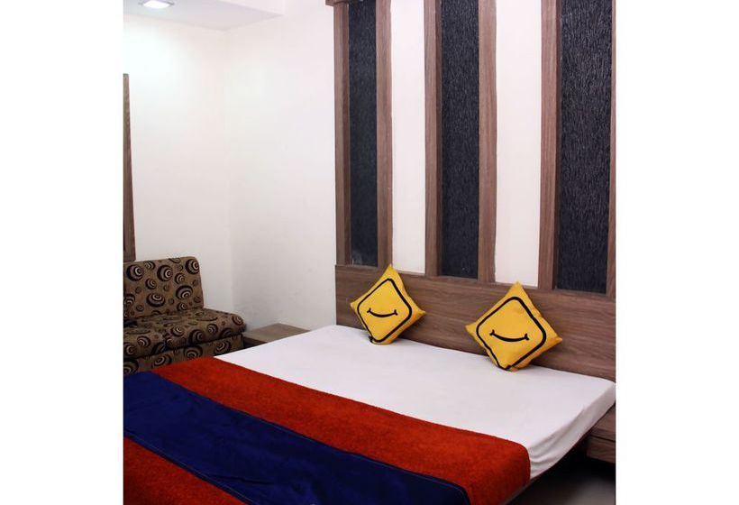 Hotel Vista Rooms At Bapu Gandhi Nagar 16