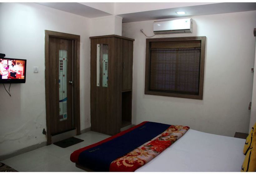 Hotel Vista Rooms At Bapu Gandhi Nagar 4