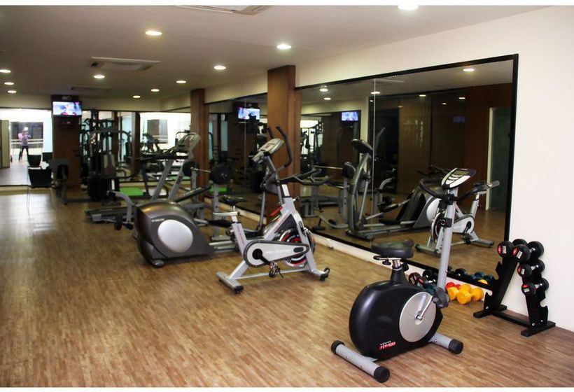 Hotel Stay Vista Rooms At Mangal City Mall 2