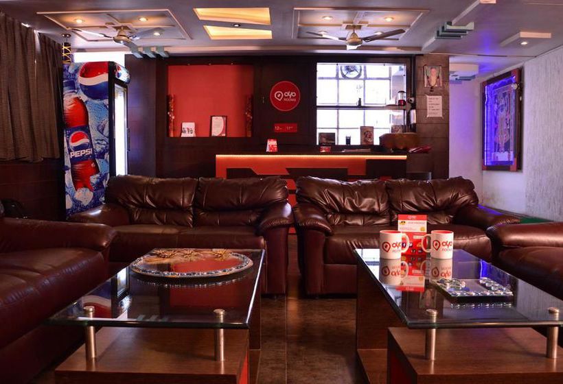 Hotel Oyo Rooms Kasim Gali Station Road 12