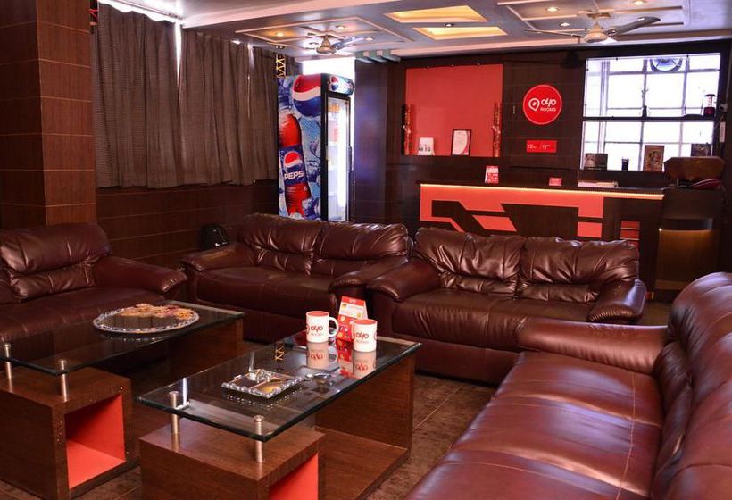 Hotel Oyo Rooms Kasim Gali Station Road 2