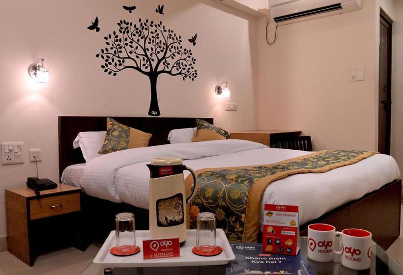 Hotel Oyo Rooms Kasim Gali Station Road 3