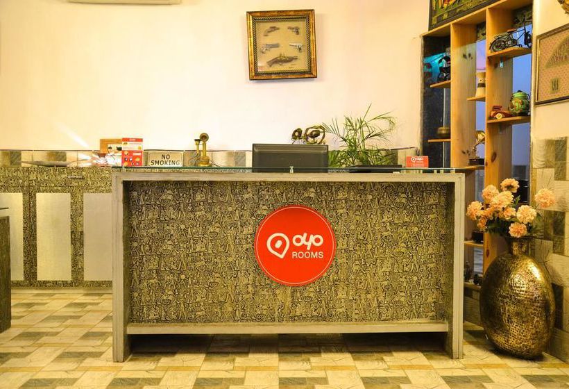 Hotel Oyo Rooms Heritage Charbagh 19