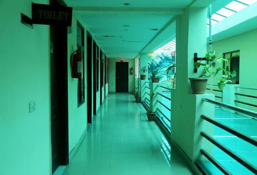 Hotel Oyo Rooms Sodal Mandir Jalandhar 9