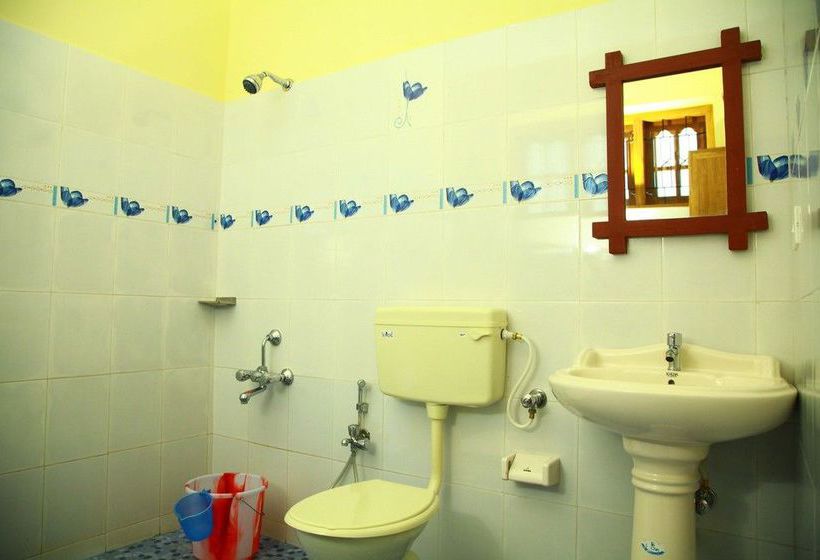 Pension Jungle Palace Homestay 18