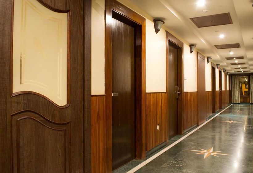 Hotel Oyo Premium Nayapalli Irc Village 12