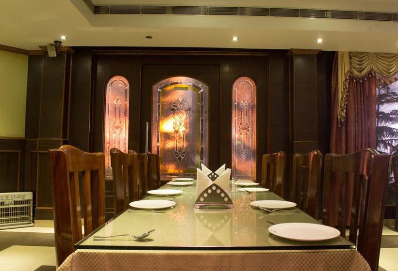 Hotel Oyo Premium Nayapalli Irc Village 3