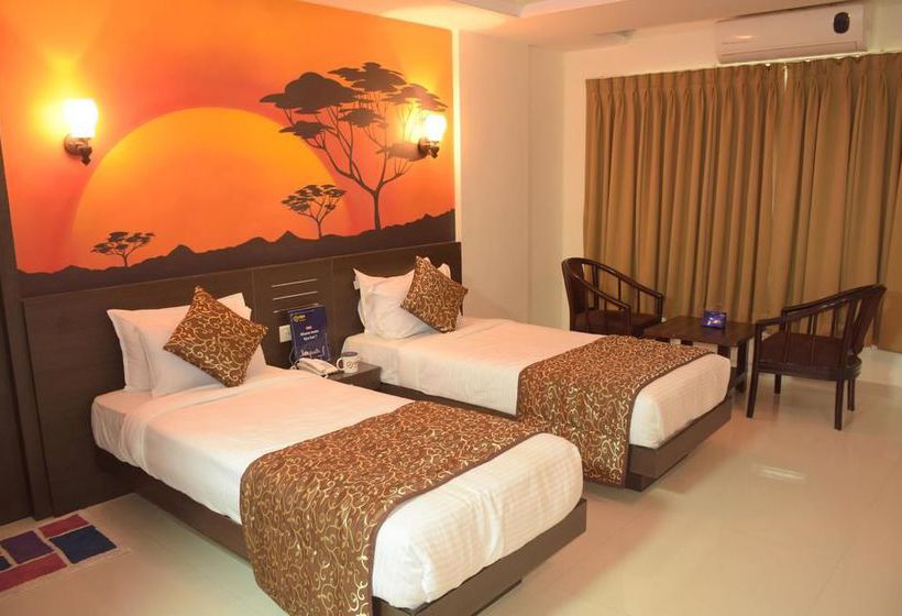 Hotel Oyo Premium Teen Batti Devka Road 3