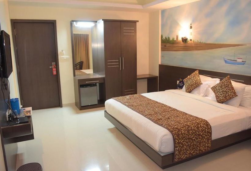 Hotel Oyo Premium Teen Batti Devka Road 6