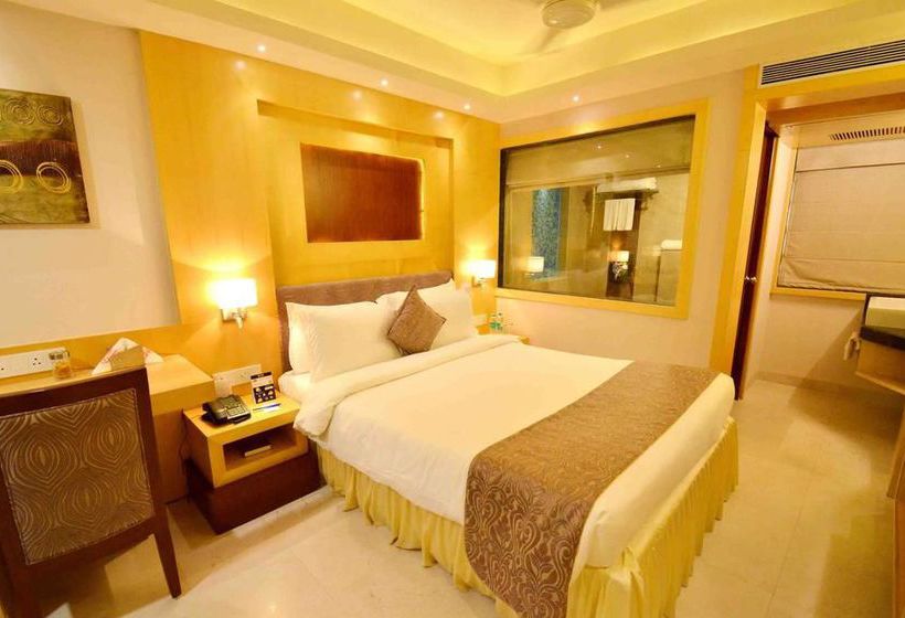 Hotel Oyo Premium Satya Sai Square 3
