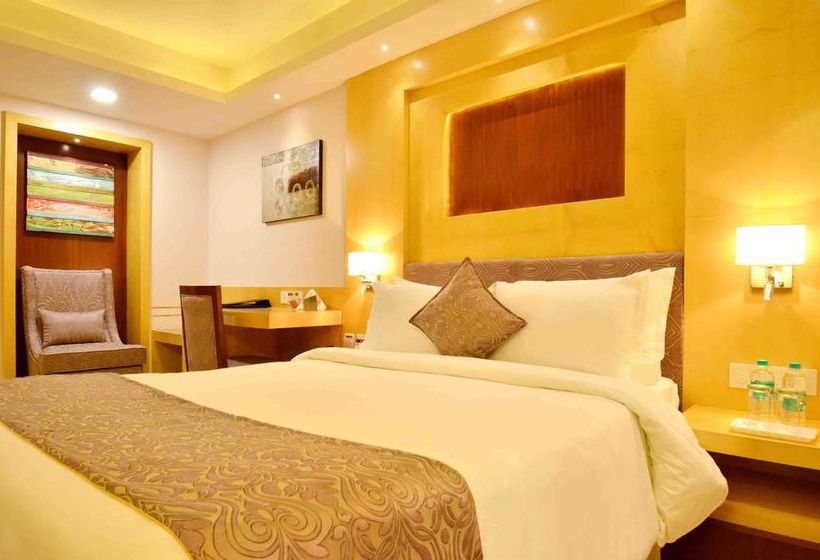 Hotel Oyo Premium Satya Sai Square 8