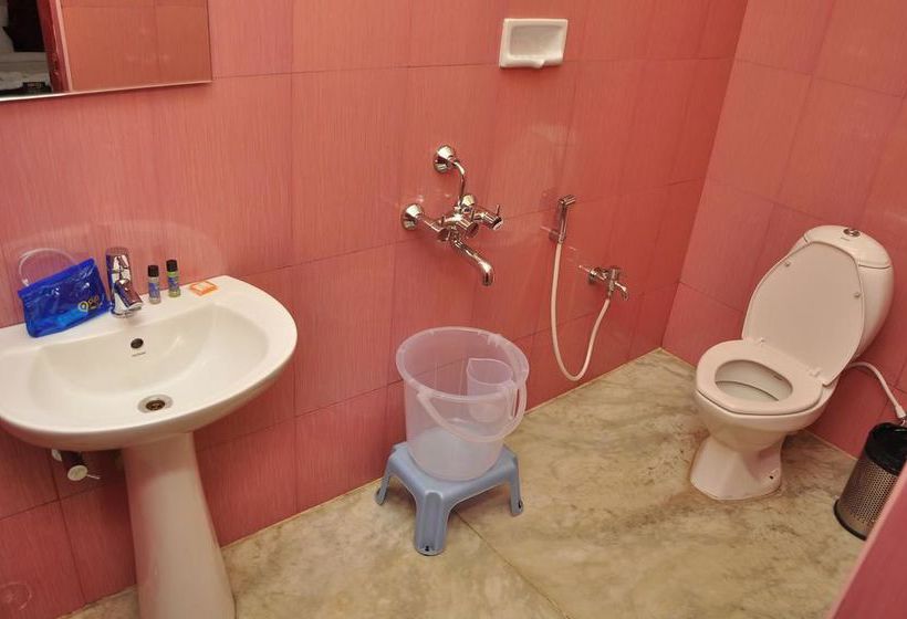 Hotel Oyo Rooms Convent Road Queens Land Kodaikanal